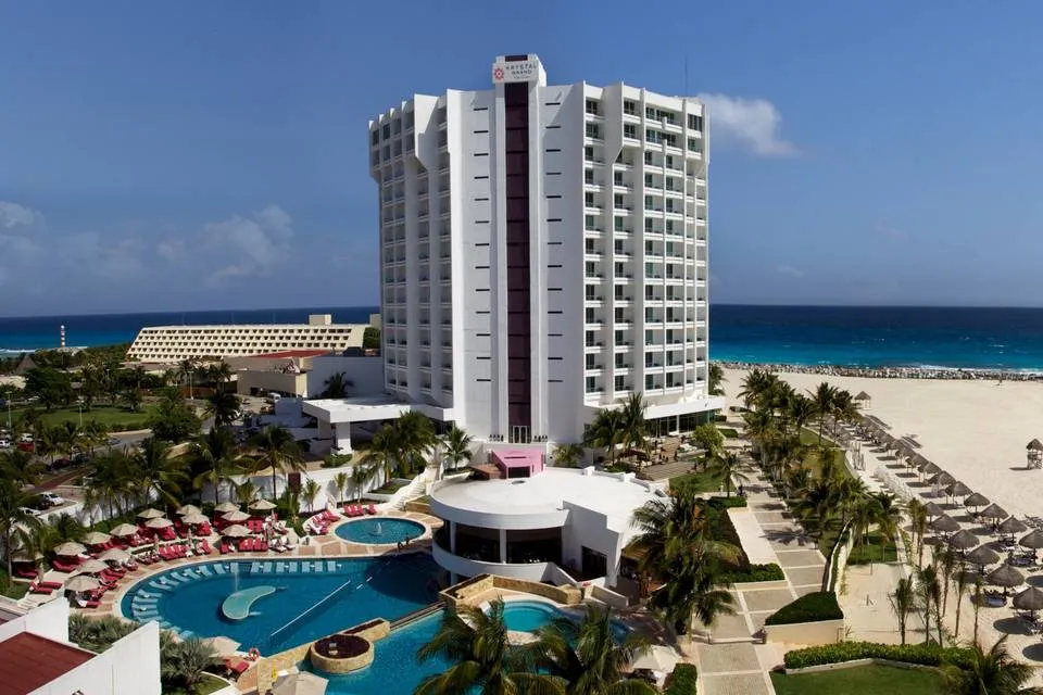 Hotel Krystal Grand Punta Cancún